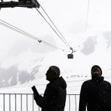 La nouvelle télécabine tricâble Matterhorn Glacier Ride II a été inaugurée vendredi sous un ciel maussade.